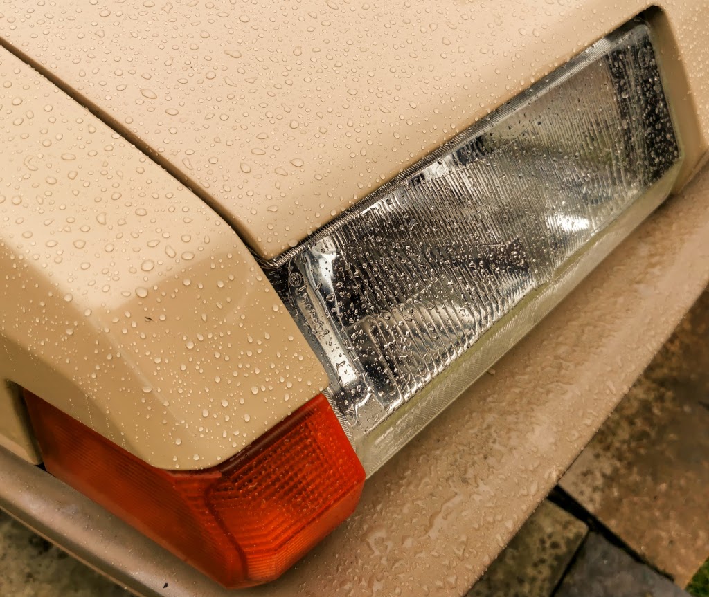 Water beading on freshly polished and waxed Citroen BX14RE