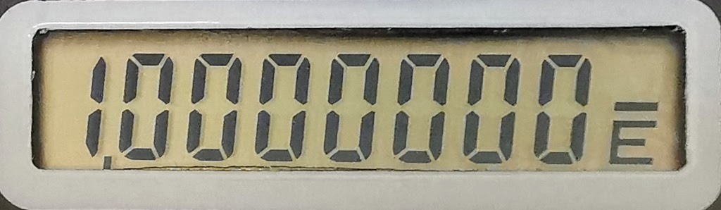 Display detail of the generic transparent calculator showing an underflow condition