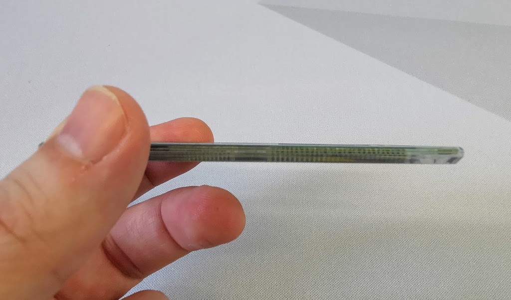 Showing the thickness of the generic transparent calculator