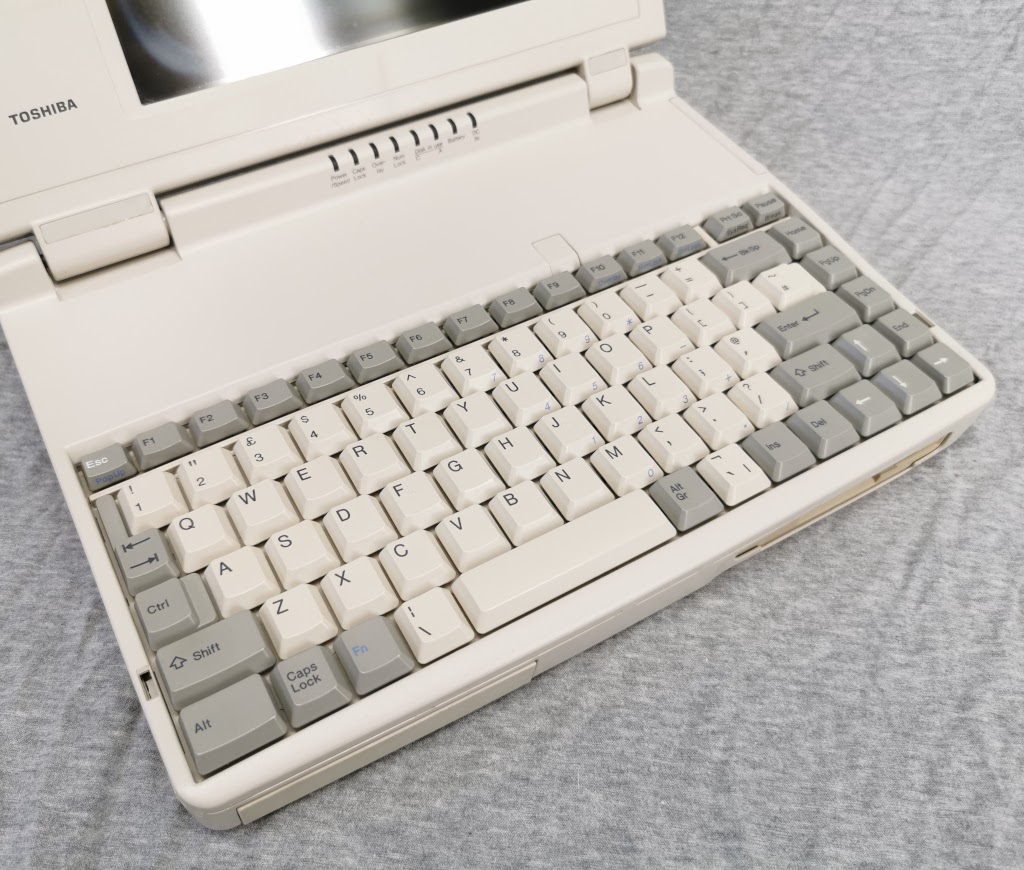 Detail showing keyboard layout of a Toshiba T1950CT - note this is a UK specification machine so a couple of layout differences will be present in other regions