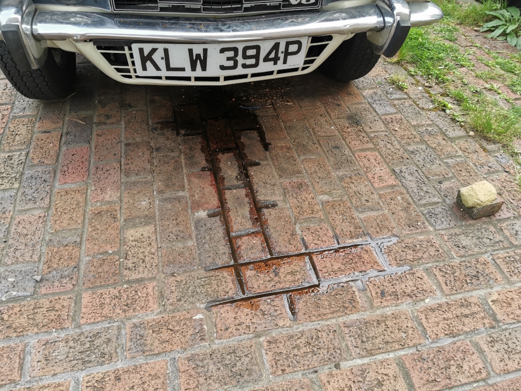 1975 Rover P6 3500 with a major fuel leak from an overflowing carb - this is why correctly fitting the bowl vent lines is so critical