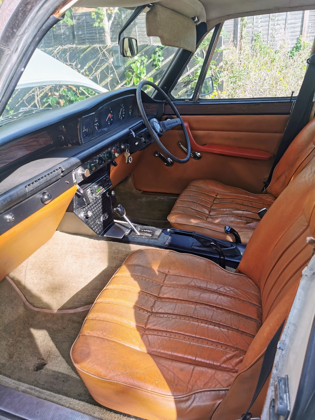 General overview of the front interior of a 1975 Rover P6 3500
