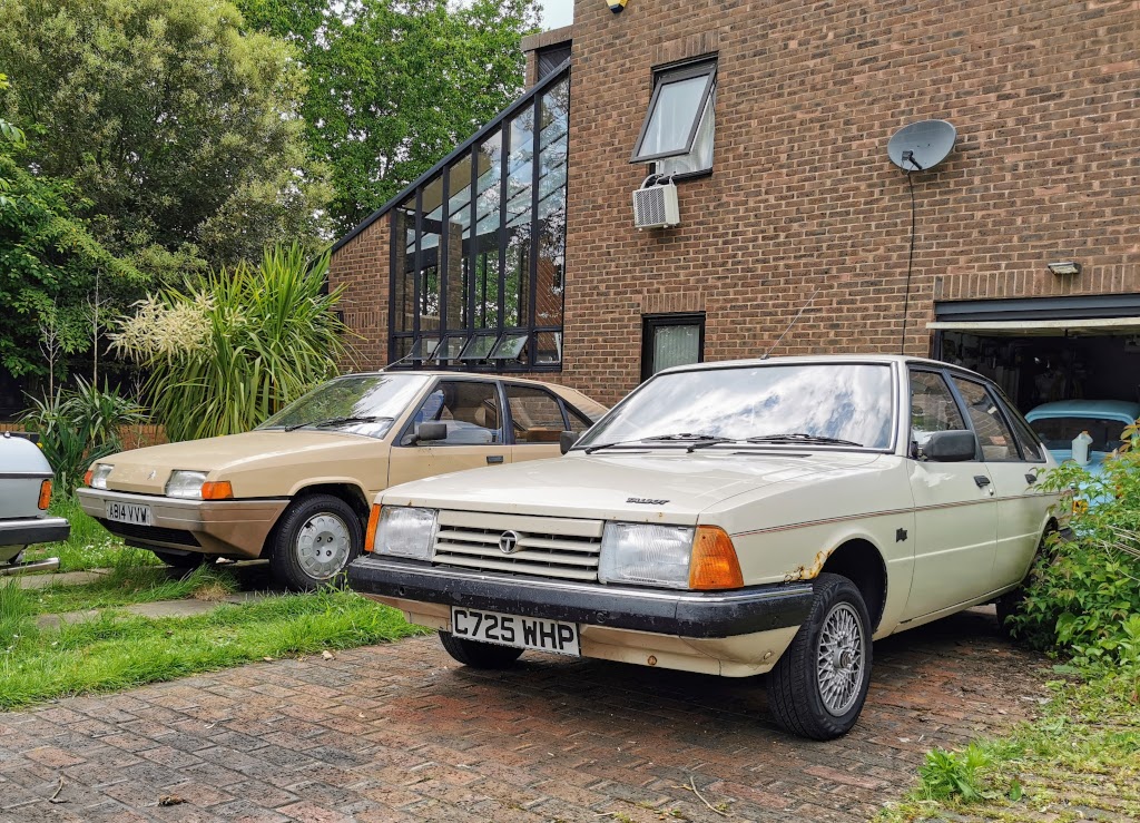 The BX is visited by an even rarer motor, a Talbox Alpine