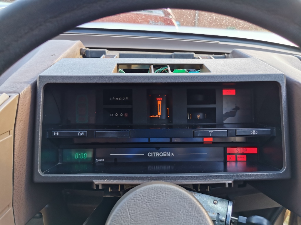 1983 Citroen BX14RE with repaired dash lighting