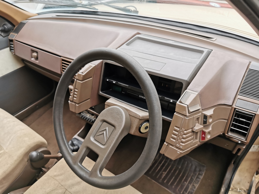 Interior of my 1983 Citroen BX 14RE after the first clean