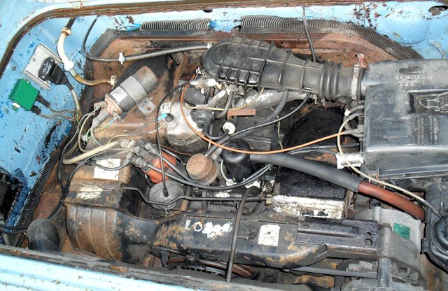 1980 VW T25 Camper van - Engine bay after a clean