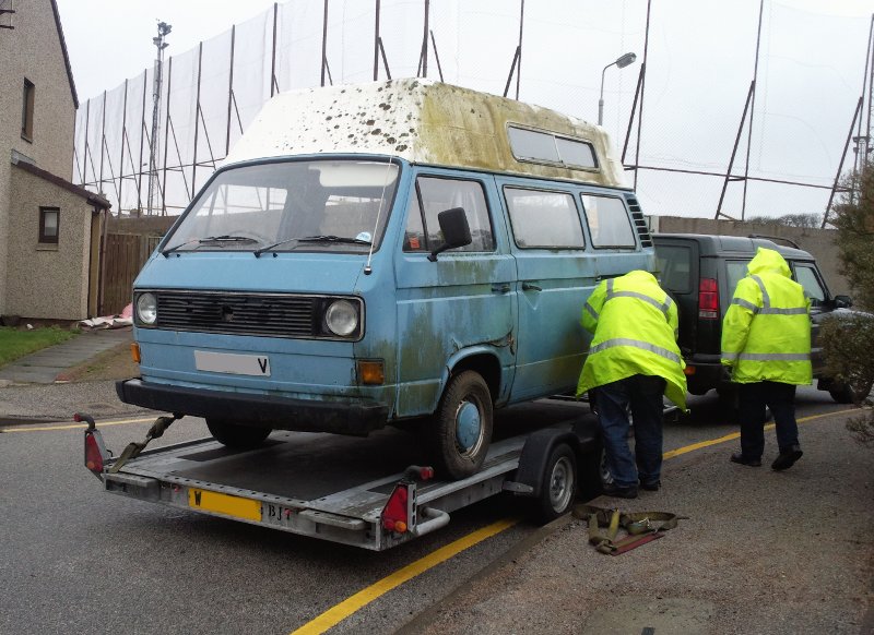 1980 VW T25 Camper van - Being recovered to my place by Aberdeen Vehicle Transport