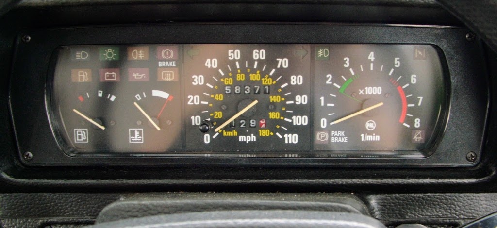 Detail of the instrument panel fitted to a 1991 Skoda 135 RiC Rapid - Also fitted to the 130GL variant of the Skoda Estelle