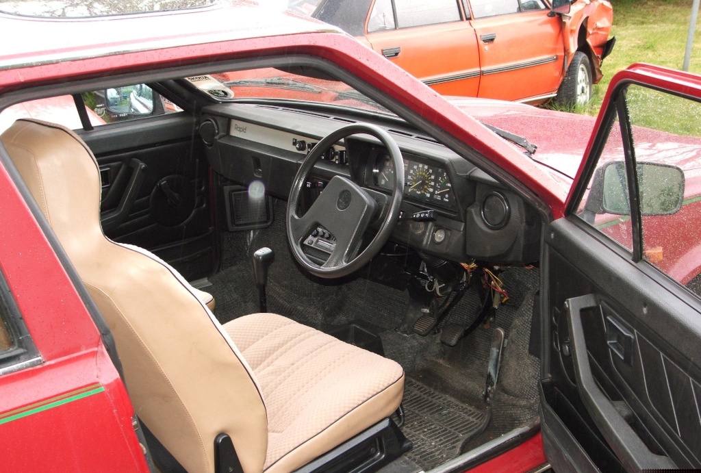 1991 Skoda 135 Ric Rapid Front right interior view