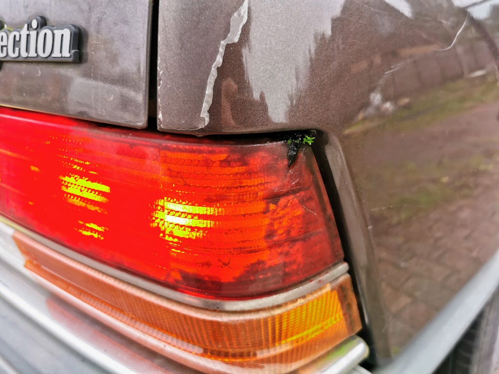 This tail light will need to be replaced