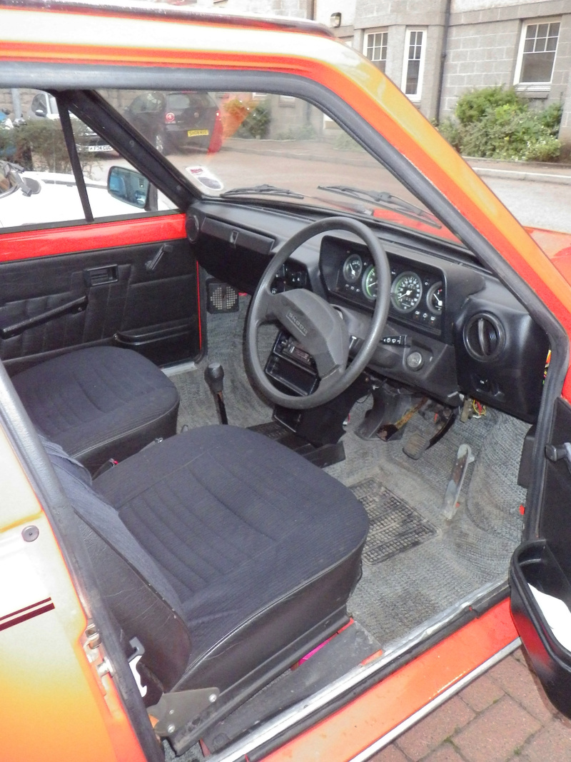 Skoda Estelle 120LX Front Interior