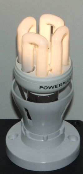 PowerPlus XEU48-9U 9W Compact Fluorescent Lamp - Overview of lamp while lit