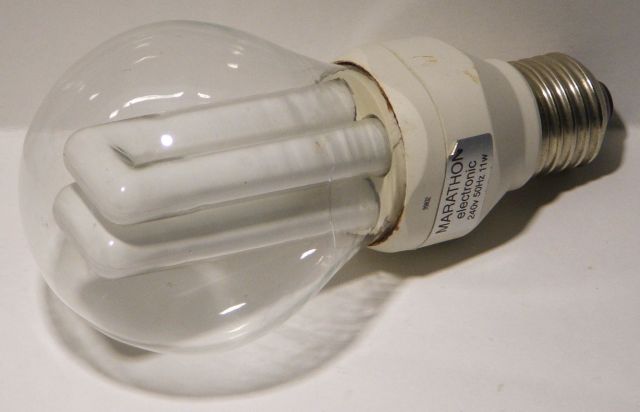 Marathon Electronic 11W/827 GLS Shaped Compact Fluorescent Lamp - General overview of lamp