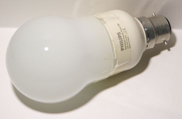 Philips 2 in 1 Nightlight Compact Fluorescent/LED Hybrid Lamp - General lamp overview