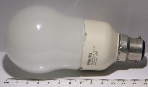 Philips 2 in 1 Nightlight Compact Fluorescent/LED Hybrid Lamp - Adjacent to a ruler to show length of lamp