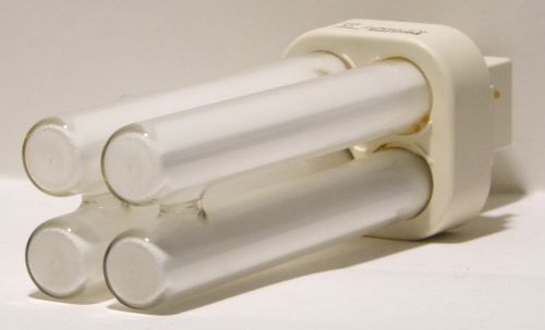 Philips Master PL-C 10W 827/2P Ecotone Compact Fluorescent Lamp - Detail of lamp from above showing "cut & kiss" tube bridges