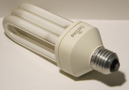Philips PL E-T Pro 23W Warm White E27 Compact Fluorescent Lamp - Detail of lamp cap