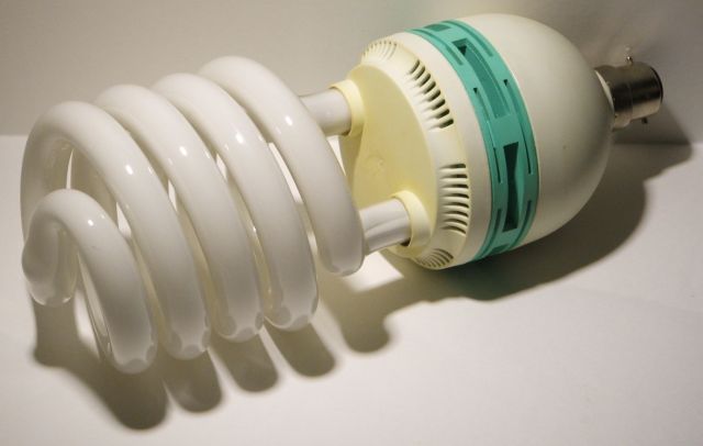 Saver Lamp 85W 2700K Compact Fluorescent Lamp - General lamp overview