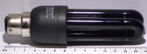 Omicron SYE-11 Blacklight Compact Fluorescent Lamp - Detail showing lamp size