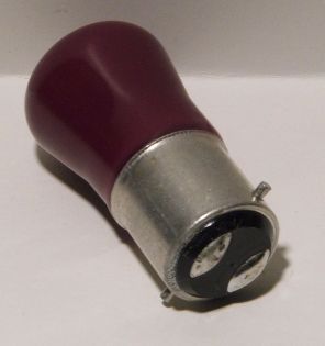 General Electric 15W Red Pygmy Lamp - Detail of lamp cap