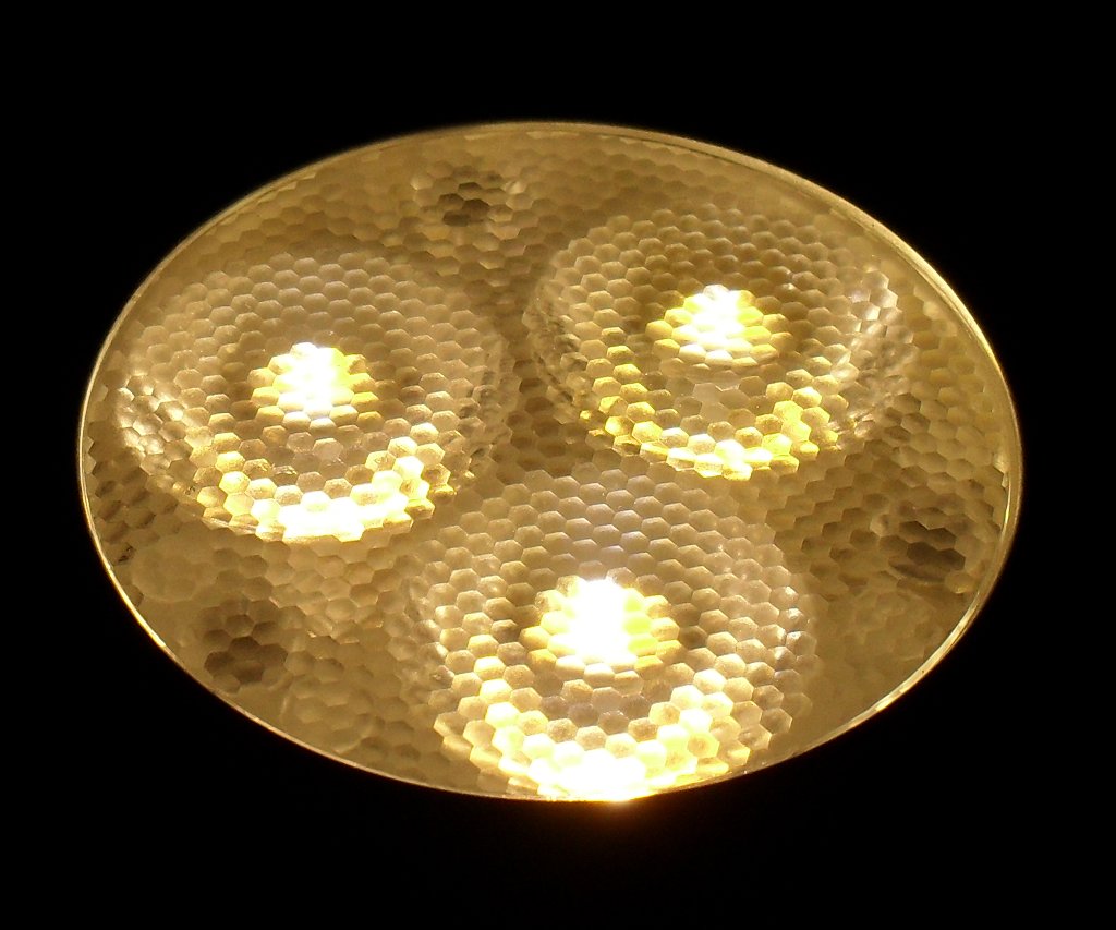 Philips Econic 3W GU10 25 Degree 3000K LED Lamp - Detail of lamp face while alight