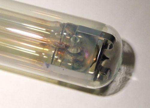 Osram SOX 35W Low Pressure Sodium Lamp - Detail of crown of lamp