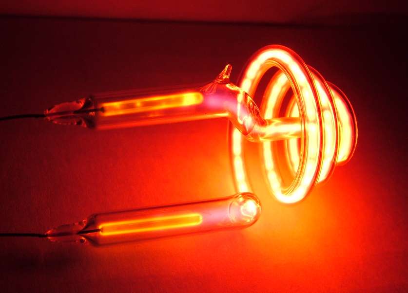 Miniature Wire-Ended Neon Spiral Lamp - Showing lamp cathodes while lit