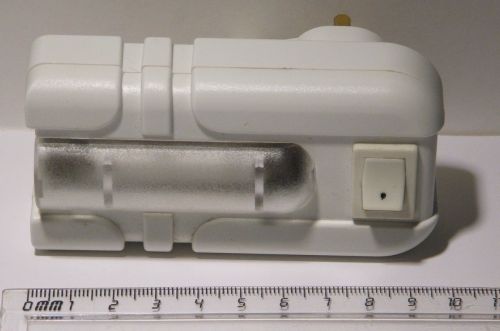 Timeguard TGNL15 Fluorescent Night Light - Showing size of unit