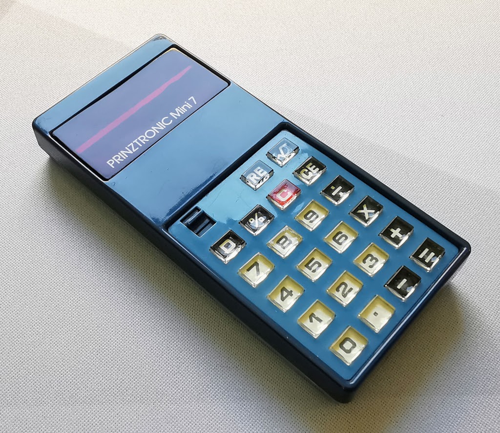 Prinztronic Mini 7 Calculator - General view, lower angle from front left