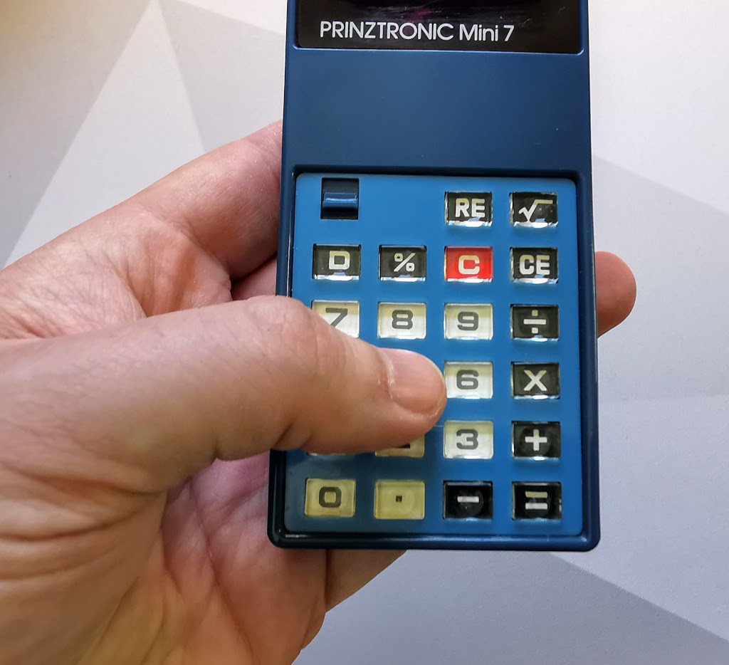 Detail showing scale of Prinztronic Mini 7 keypad