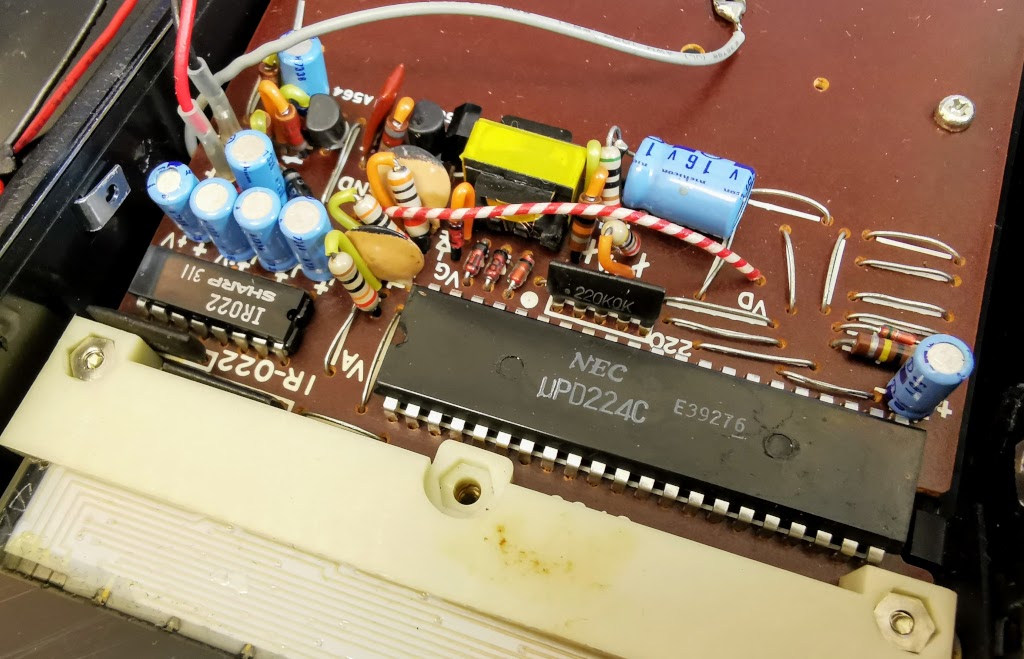 Sharp EL-808 internal circutry - the large NEC IC takes care of most of the calculator functions, most of the rest is display driver hardware